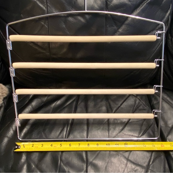 4 arm flex clothes hanger 🩳 - Picture 6 of 6